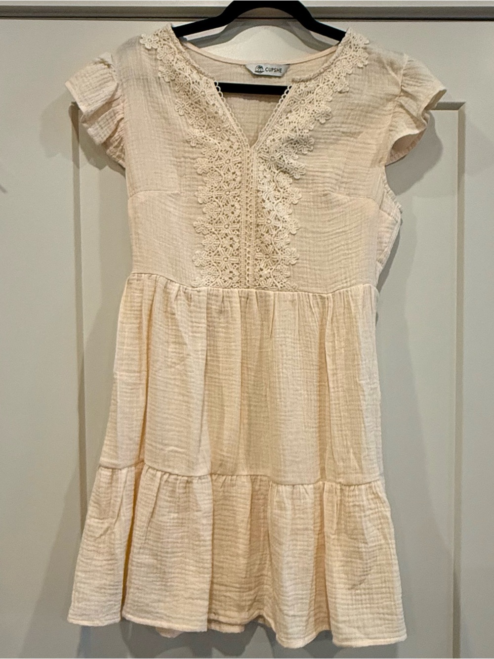 Cupshe Cream Lace-Accent Tiered Casual Dress